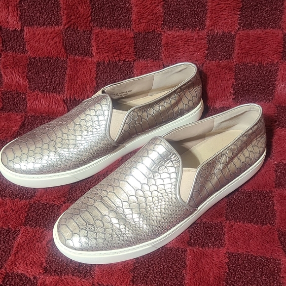 COLE HAAN Pewter Snake Print Slip-On Sneakers - Size 10B - Picture 1 of 7